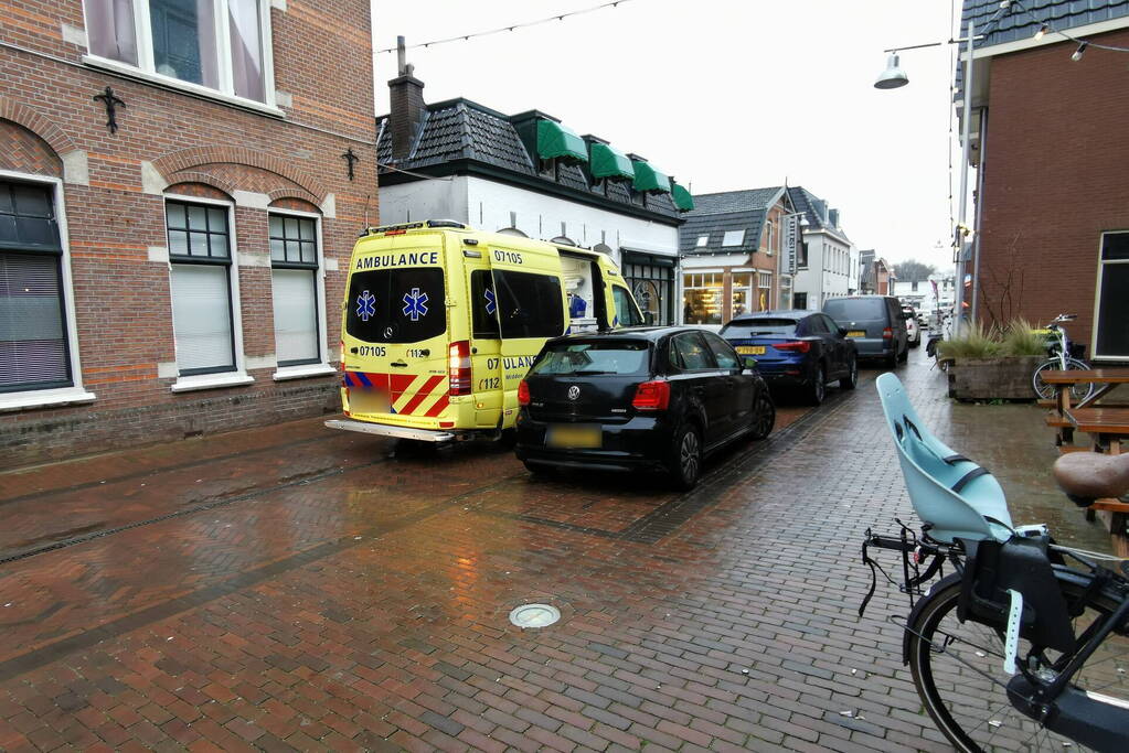 Fietser gewond bij botsing met auto
