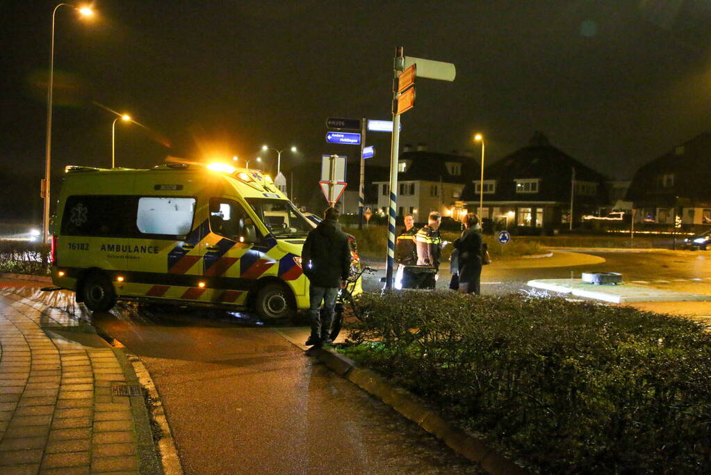 Maaltijdbezorger gewond bij botsing met automobilist