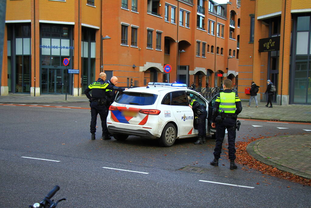 Bestuurder aangehouden na aanrijding fietser