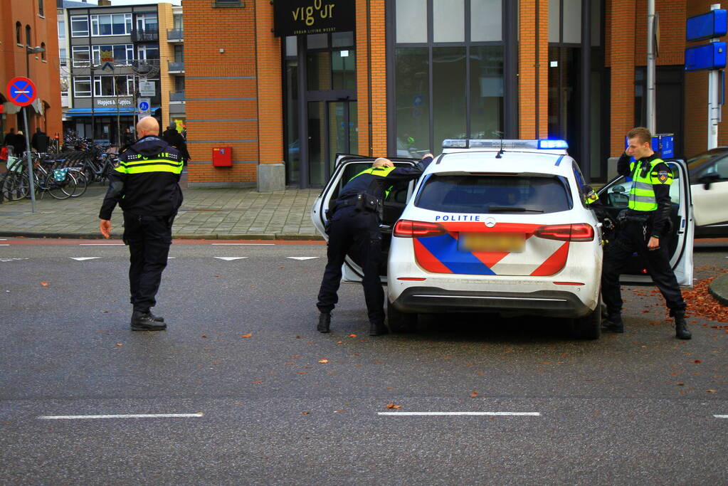 Bestuurder aangehouden na aanrijding fietser