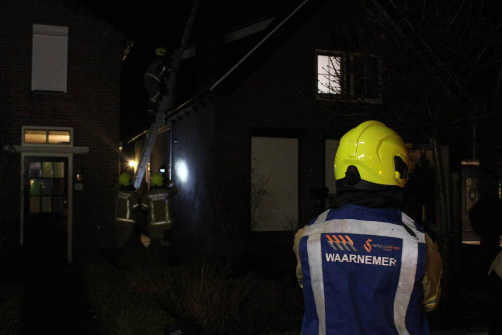 Schoorsteenbrand snel onder controle