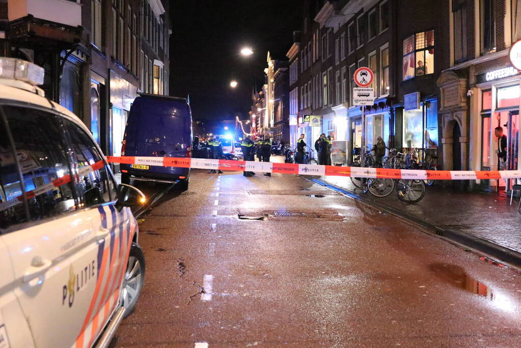 Persoon raakt gewond bij steekincident