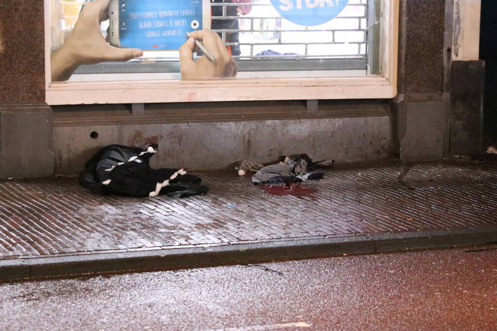 Persoon raakt gewond bij steekincident