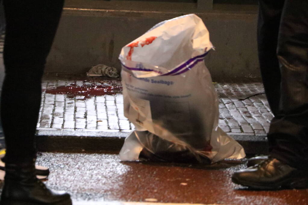 Persoon raakt gewond bij steekincident