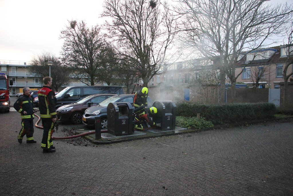 Ondergrondse containerbrand snel geblust