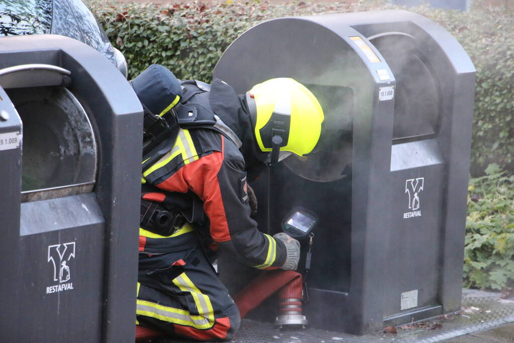 Ondergrondse containerbrand snel geblust
