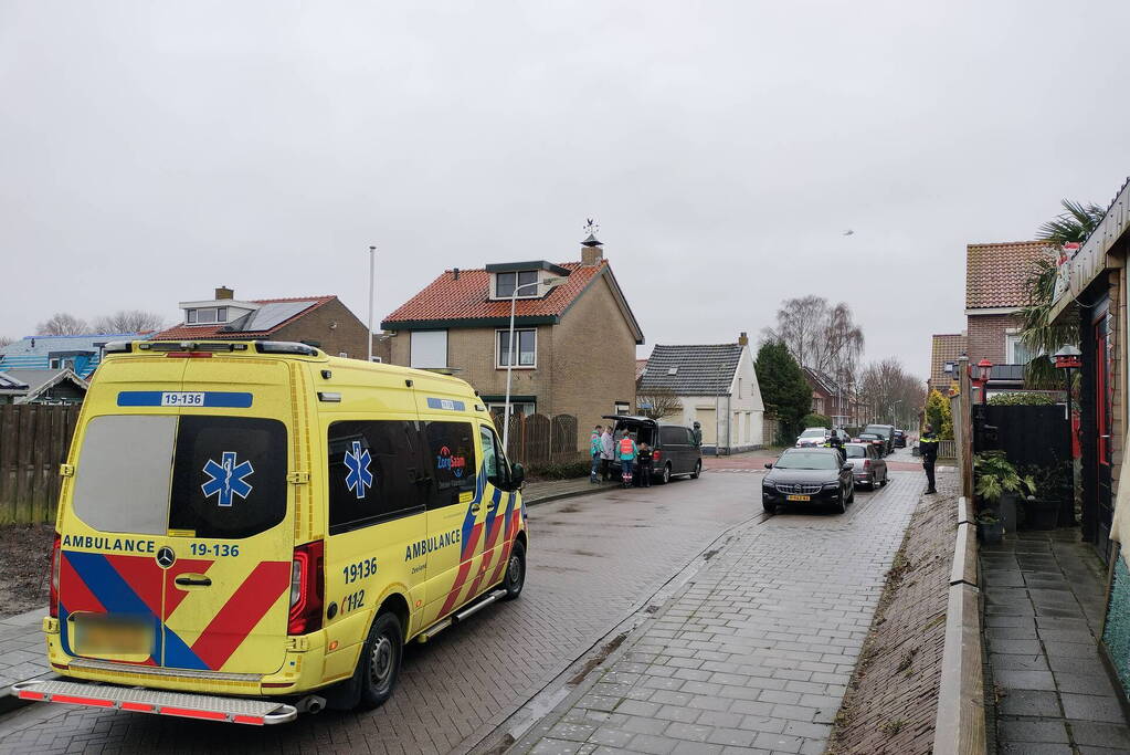 Straat groots afgezet vanwege inzet arrestatieteam