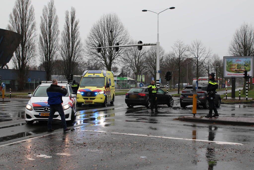 Flinke schade bij botsen op kruising