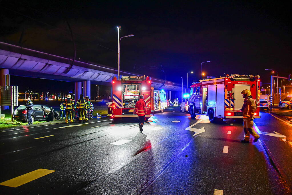 Drie doden een zwaargewonde bij botsing