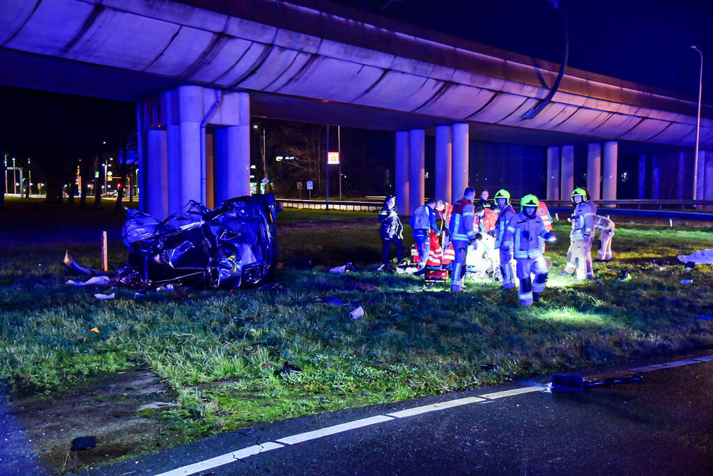 Drie doden een zwaargewonde bij botsing