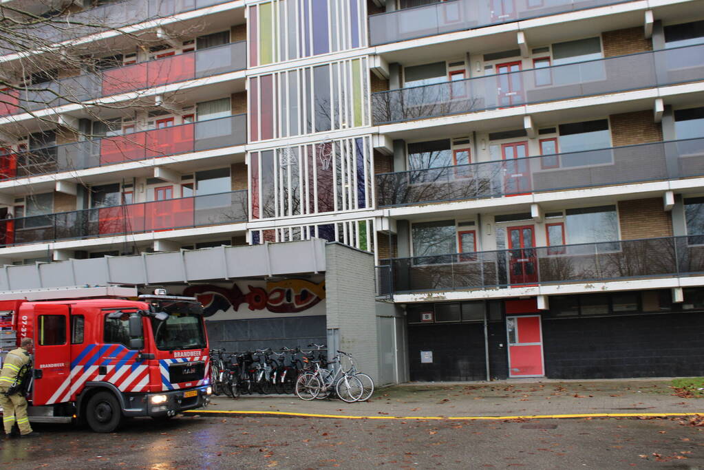 Brand in flatgebouw snel onder controle
