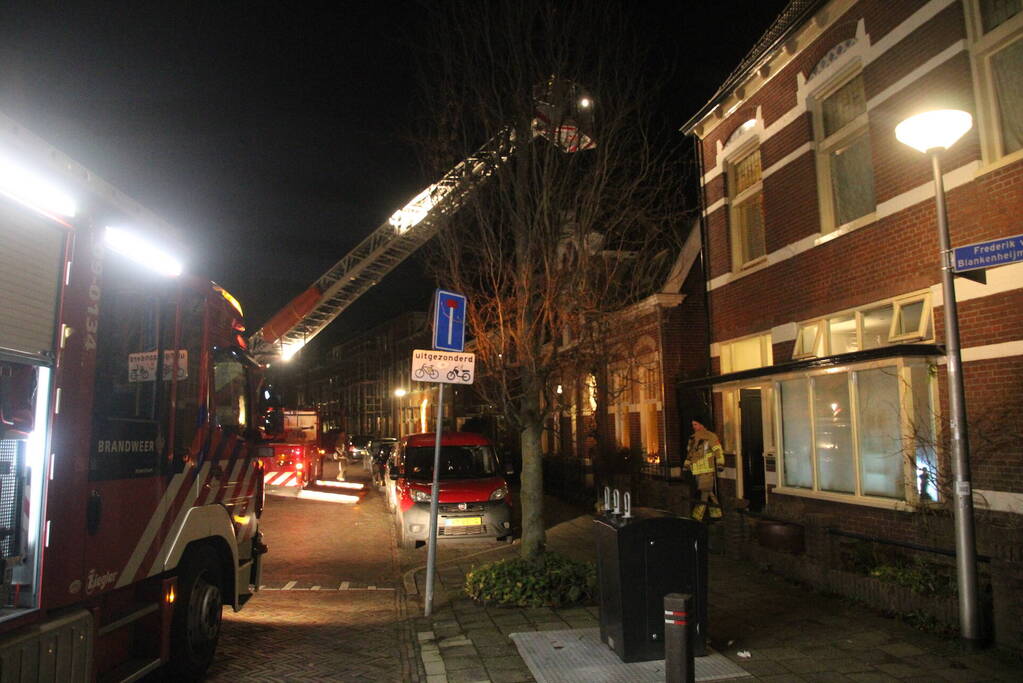Brandweer ingezet bij brand in schoorsteen van woning