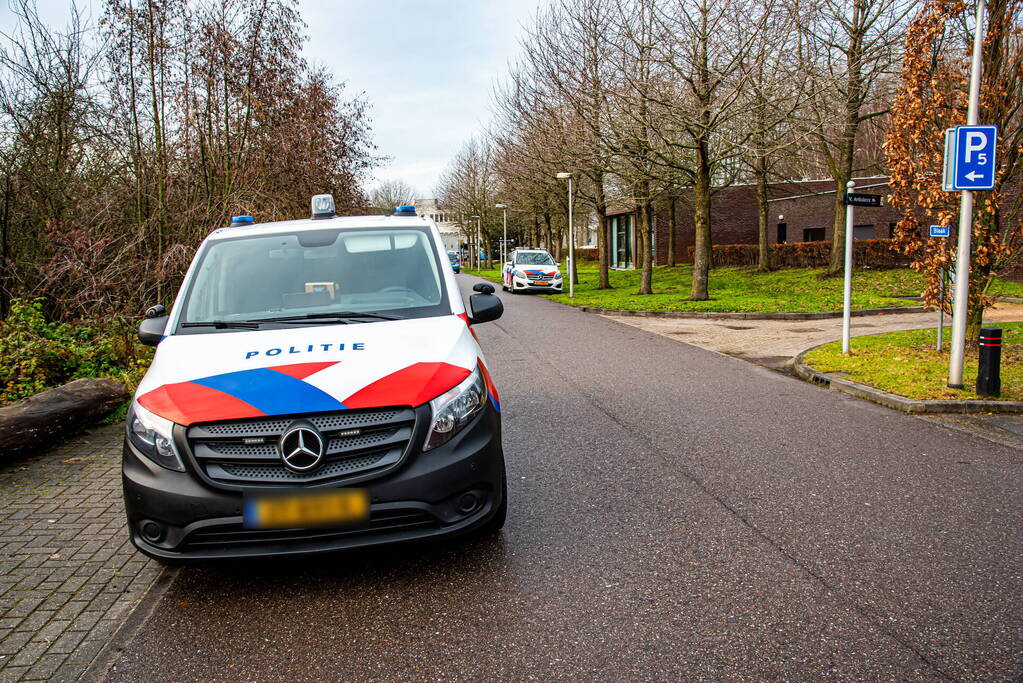 Politie ingezet voor agressief persoon bij kliniek