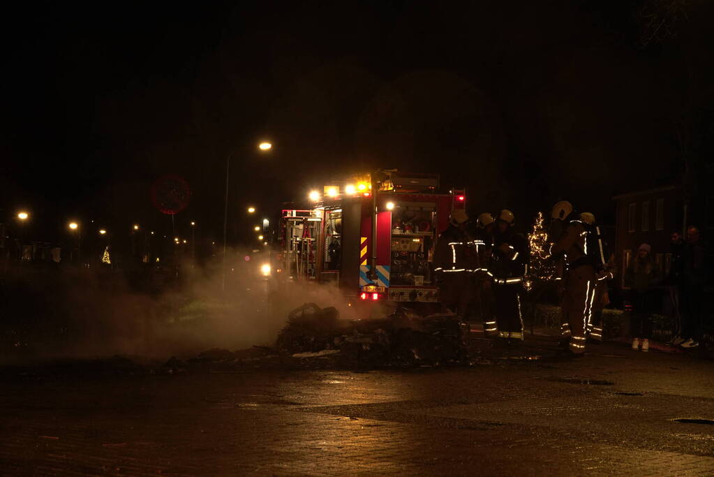 Caravan verwoest door brand