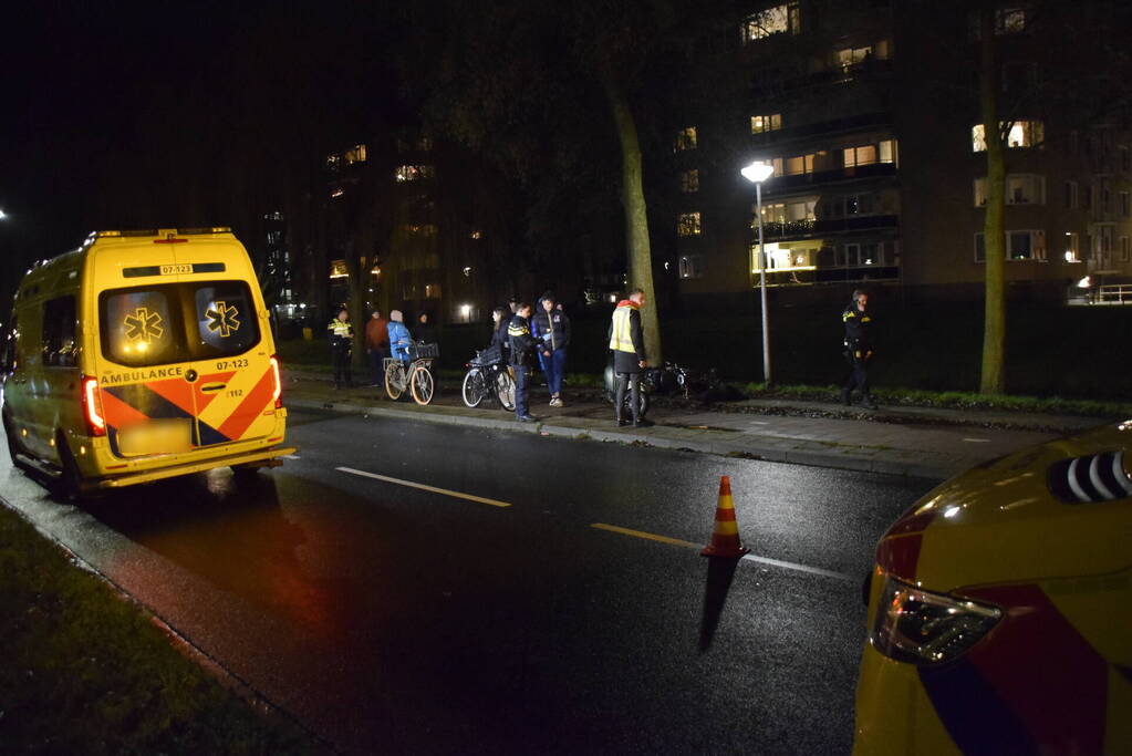 Gewonden bij aanrijding tussen scooters