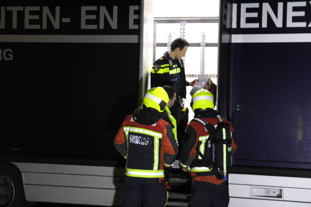 Brand in vrachtwagen snel onder controle