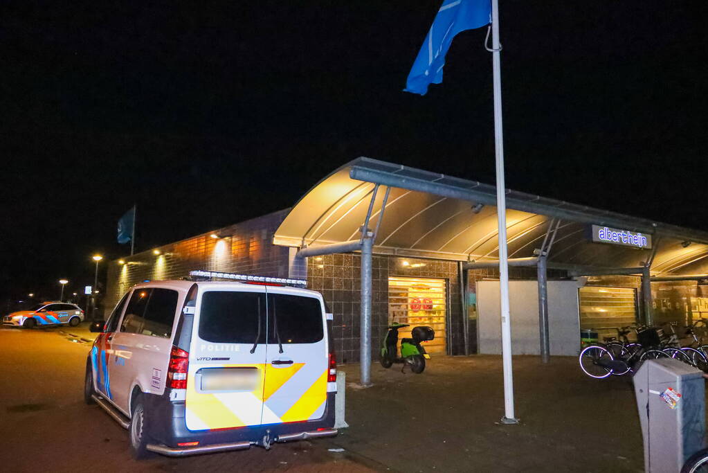 Overval op supermarkt Albert Heijn in Stedenwijk