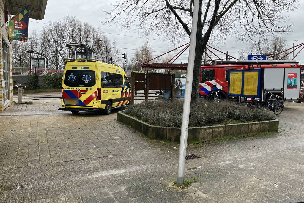 Treinverkeer stil na ongeval bij station