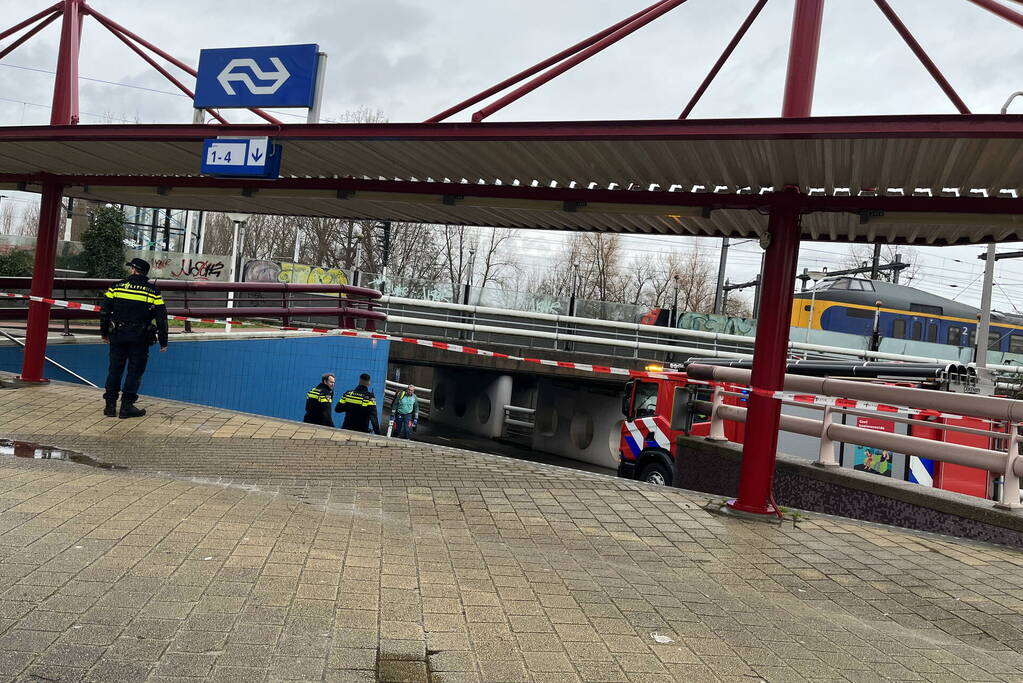 Treinverkeer stil na ongeval bij station