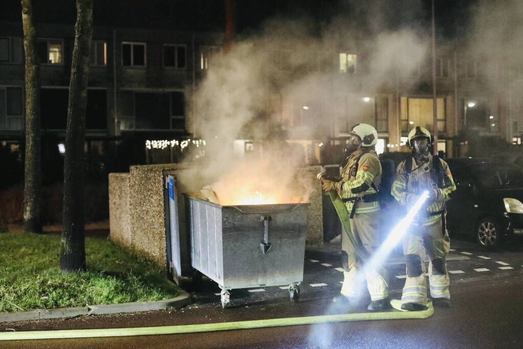 Brand in container geblust