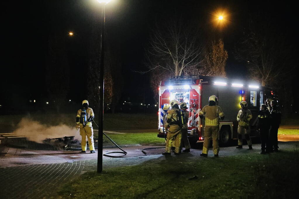 In brand gestoken pallets geblust