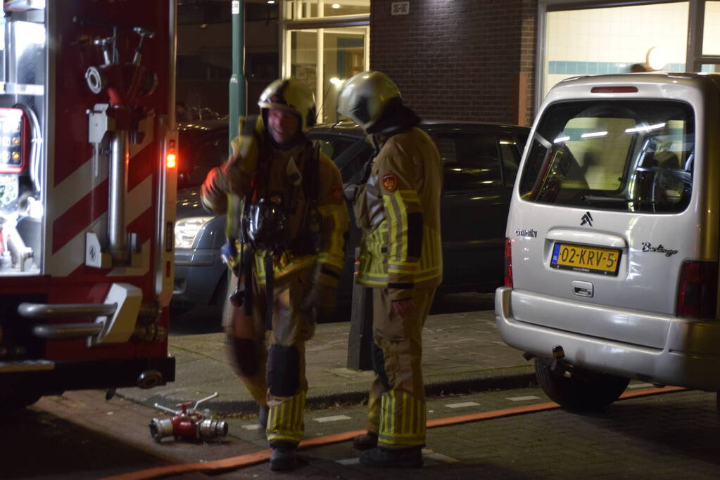 Brand op balkon door vuurwerk