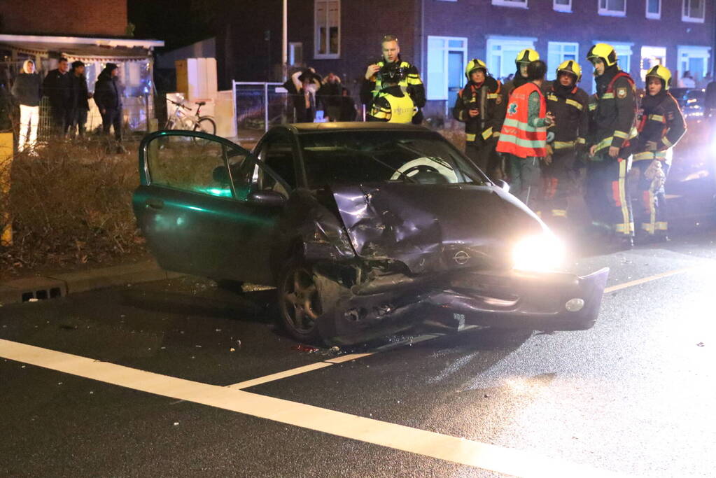Flinke verkeerschaos na aanrijding