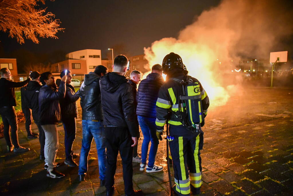 Veel rookontwikkeling bij flinke buitenbrand