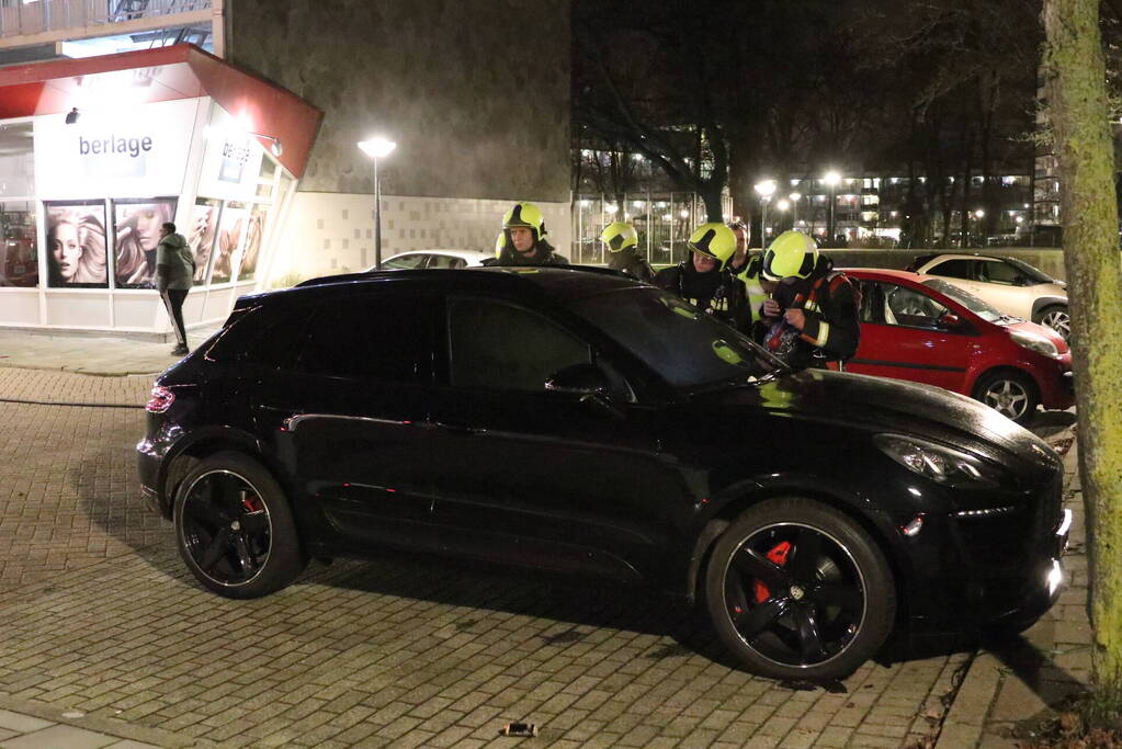 Brand in dure Porsche