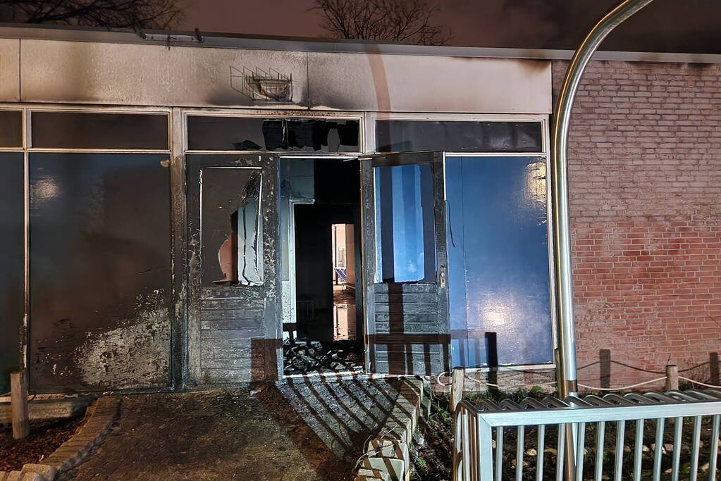 Brand in basisschool Ark