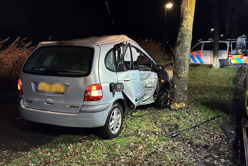 Jongeren gewond bij aanrijding