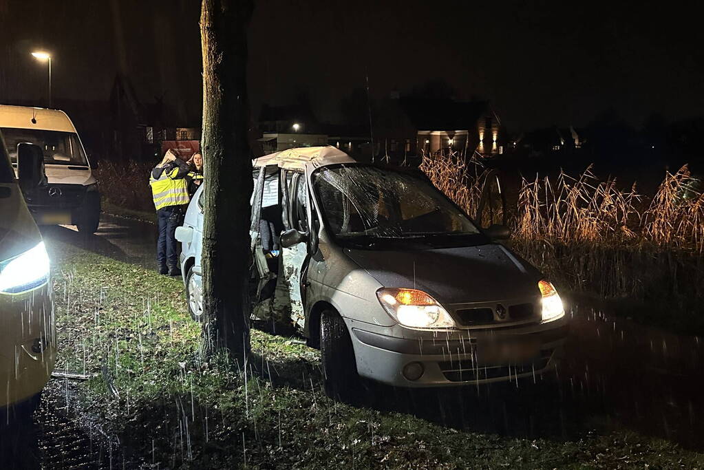 Jongeren gewond bij aanrijding
