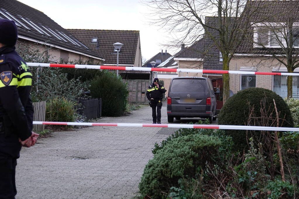 Onderzoek naar aantreffen overleden persoon