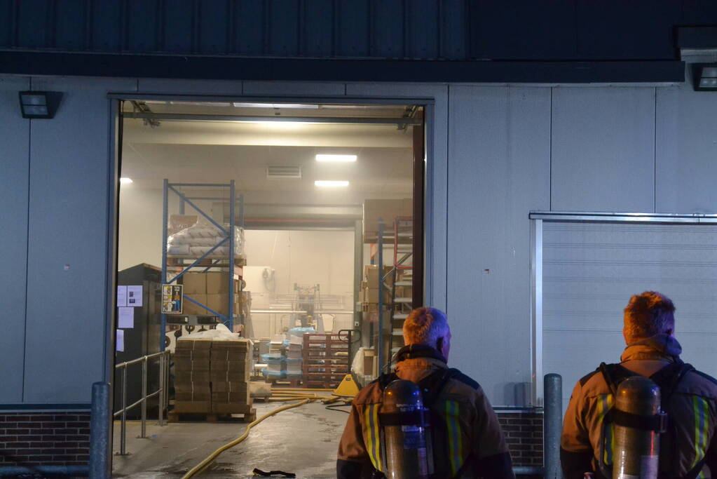 Bakkersbedrijf ontruimd door brand