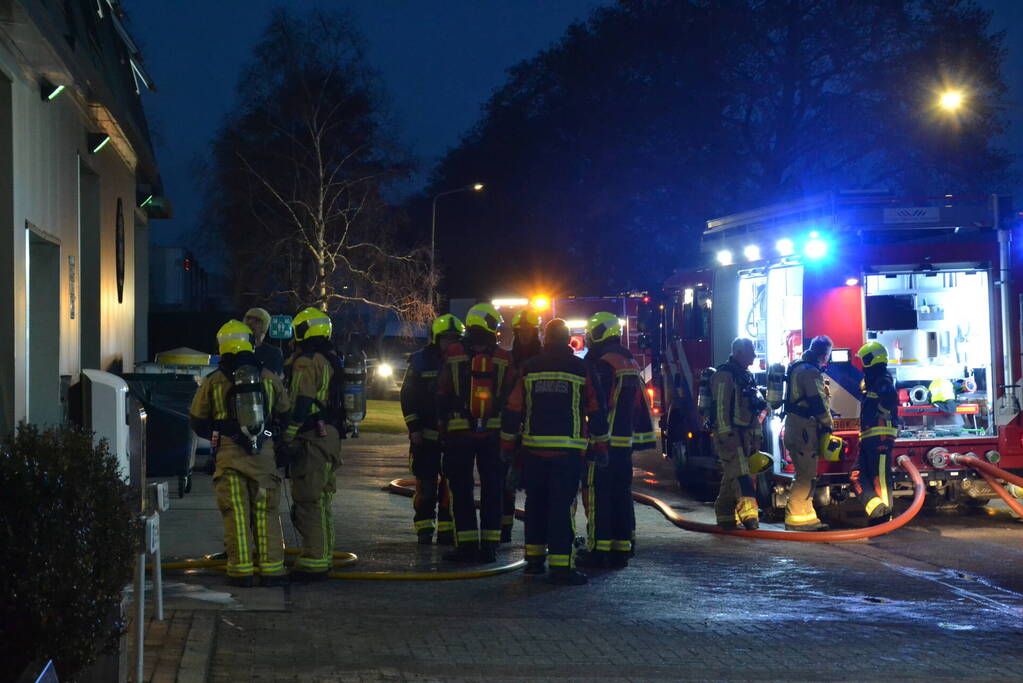 Bakkersbedrijf ontruimd door brand