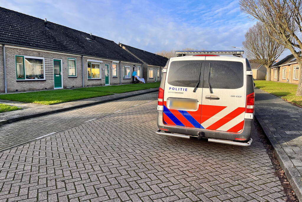 Bestuurster rijdt door na ongeval, oudere vrouw gewond