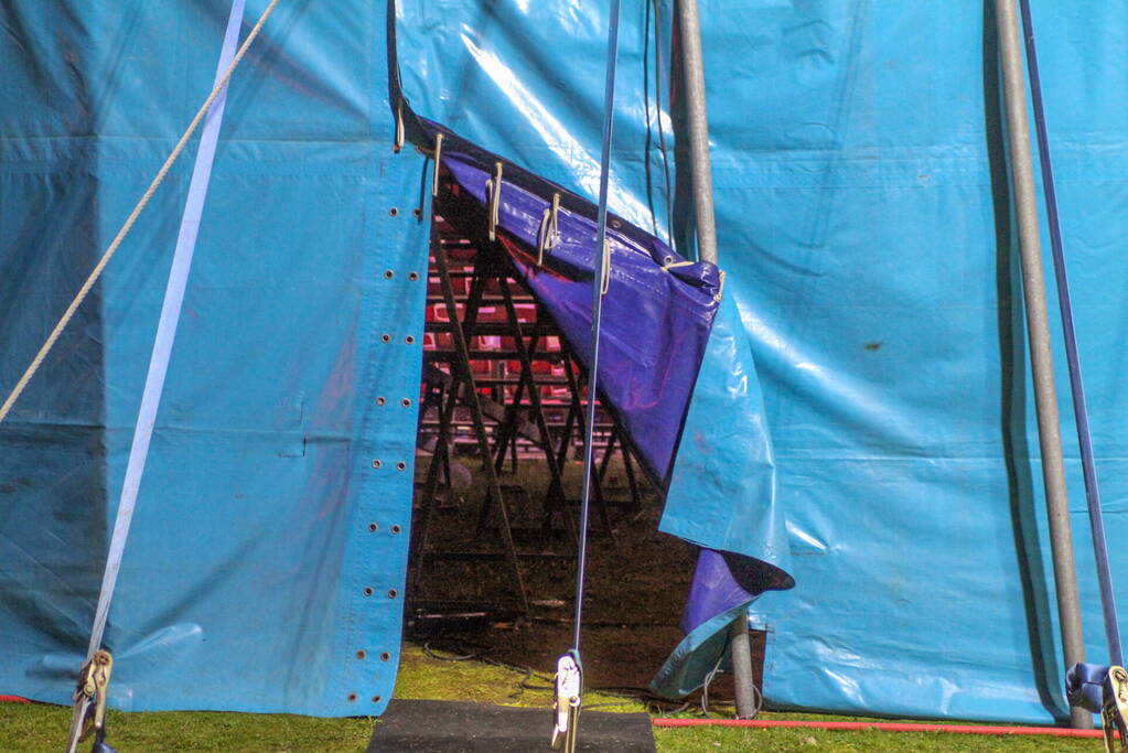 Circus artiest van hoogte gevallen