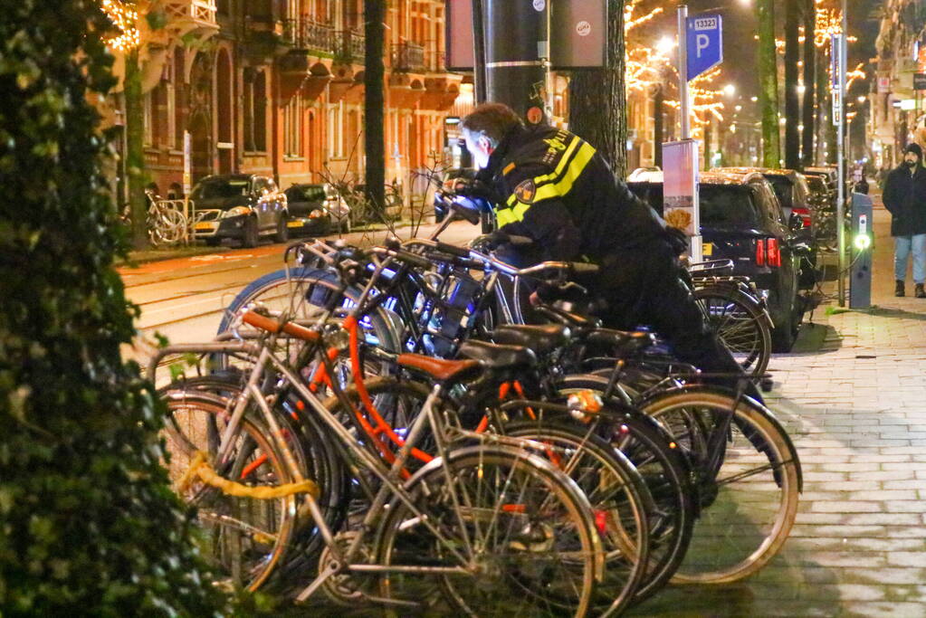 Politie zoekt mes na steekincident