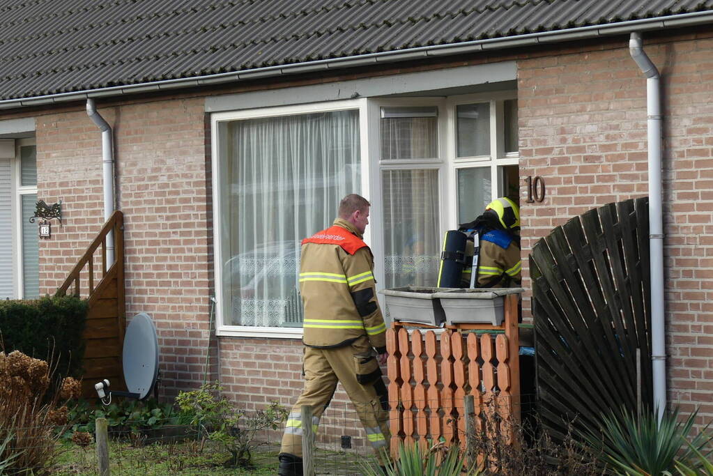 Brandweer ingezet voor gaslekkage in woning