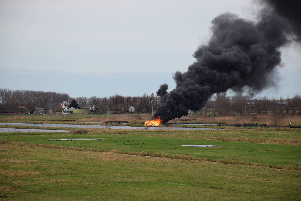 Uitkijktoren verwoest door brand