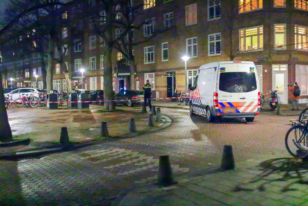 Flinke schade door explosie bij voordeur