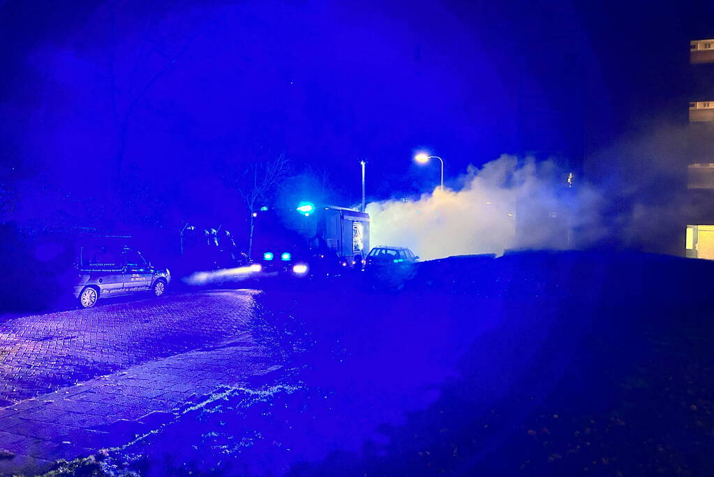 Aanhanger gaat in vlammen op