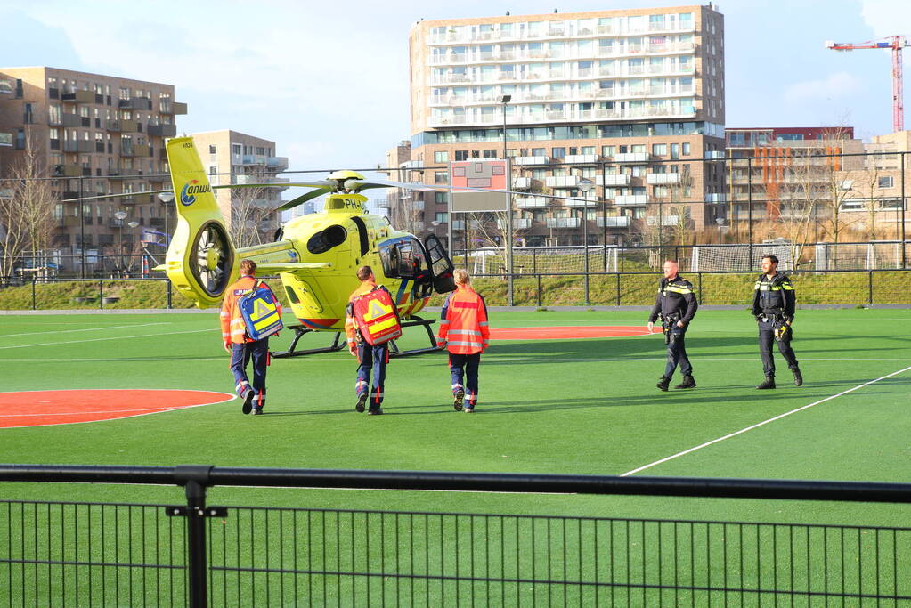 Gewonde bij steekpartij Cburg College