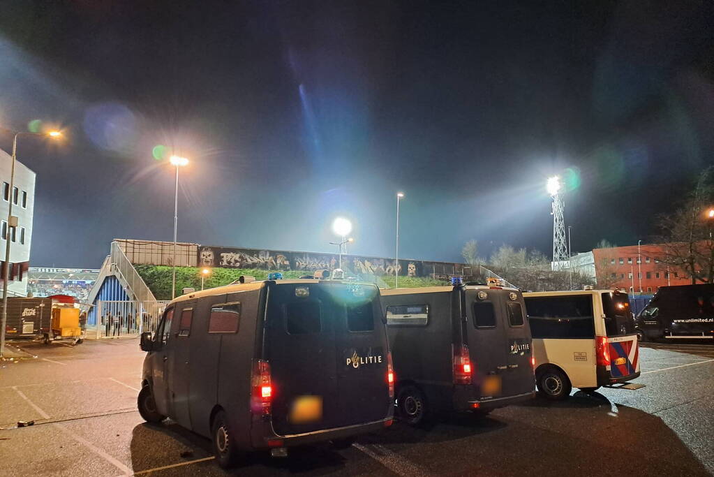 Veel politie op de been bij FC Den Bosch tegen Ajax