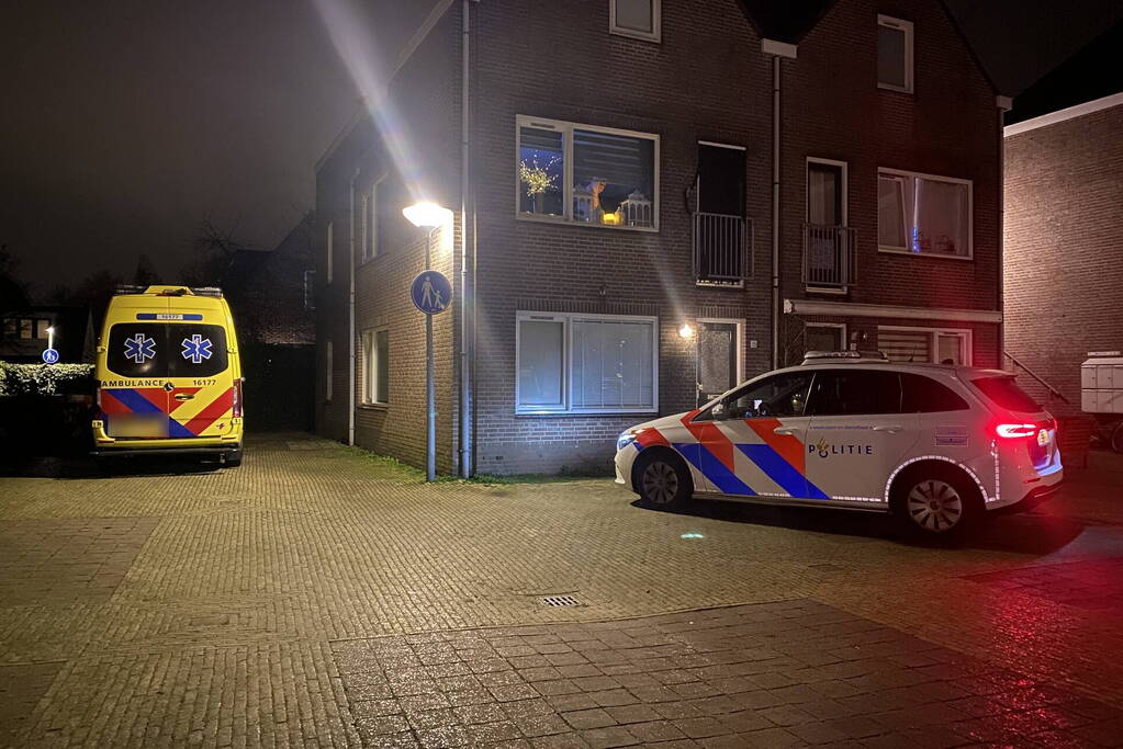 Veel bekijks bij medisch incident in woning