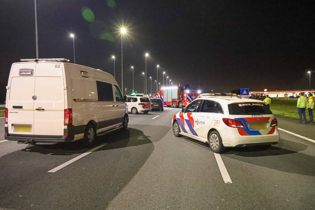 Persoon overleden bij aanrijding op snelweg