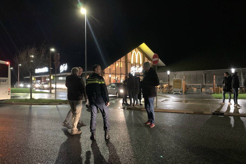 Grote politie-inzet na vechtpartij voetbal hooligans