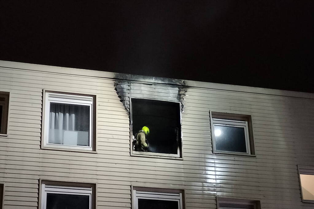 Brand op vierde verdieping van flatgebouw