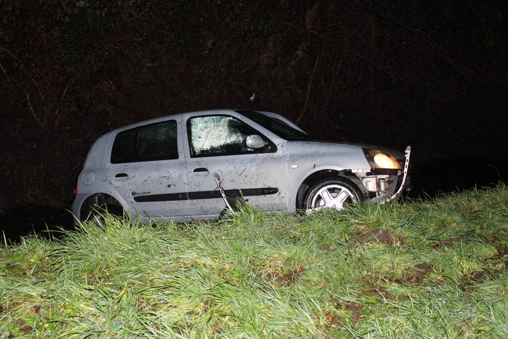 Veel schade bij eenzijdig verkeersongeval