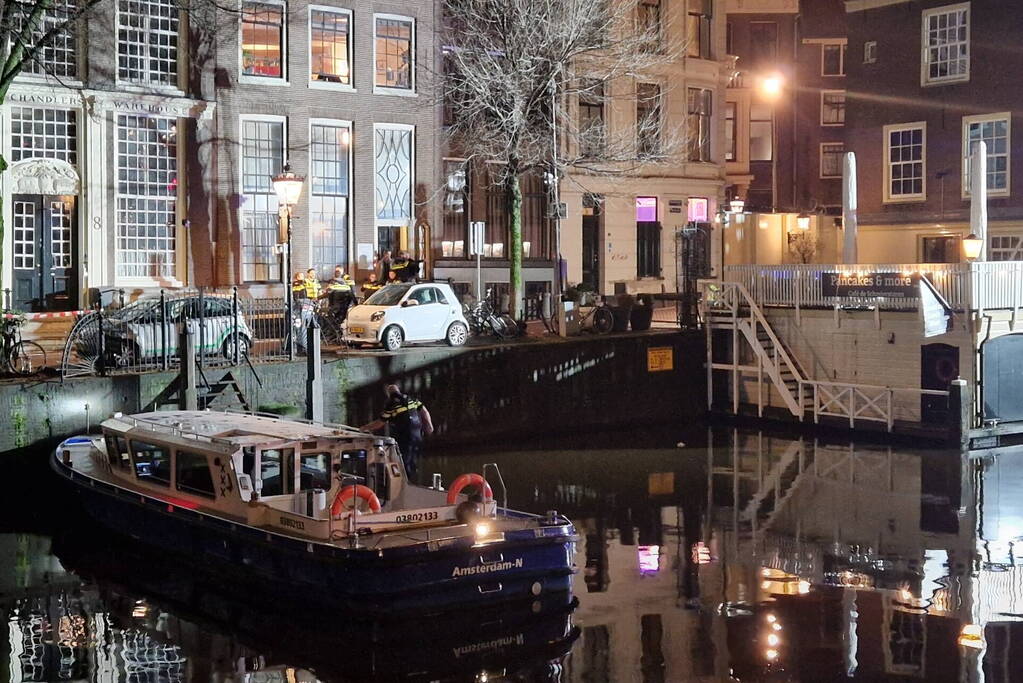 Man door hulpdiensten uit water gered en gereanimeerd